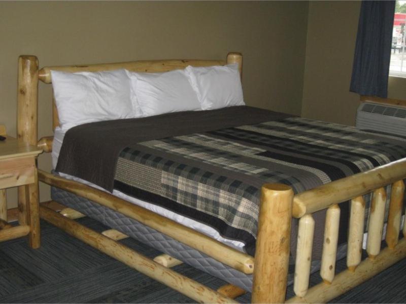 Big Horse Inn And Suites Lewistown 외부 사진