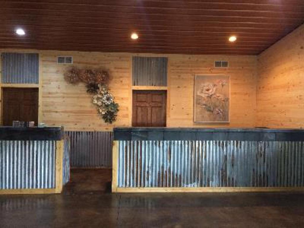 Big Horse Inn And Suites Lewistown 외부 사진